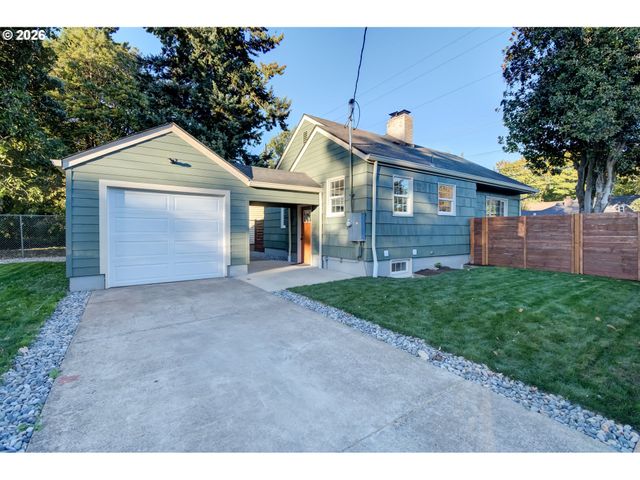 2100 KAUFFMAN Ave, Vancouver, WA 98660