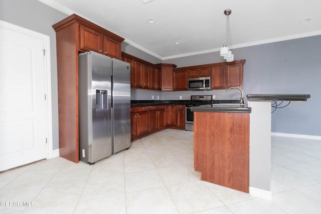 4744 Excalibur Drive, El Paso, TX 79902