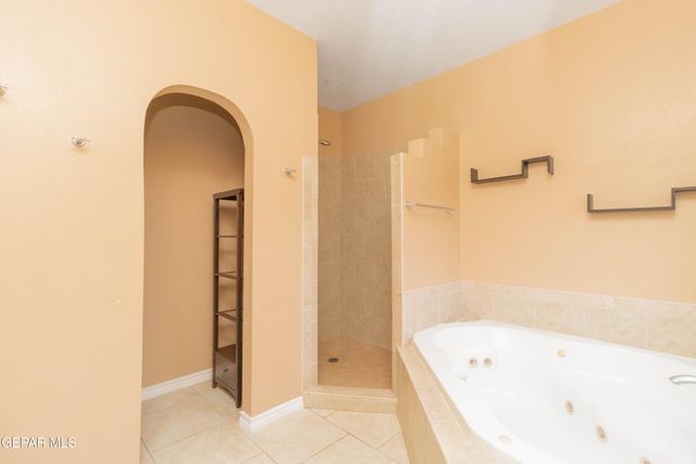 4744 Excalibur Drive, El Paso, TX 79902
