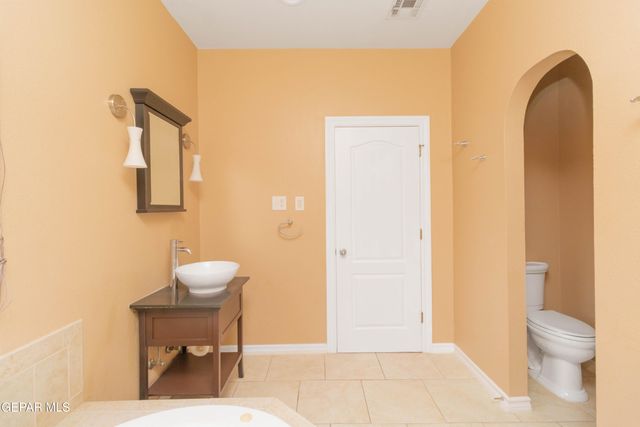 4744 Excalibur Drive, El Paso, TX 79902
