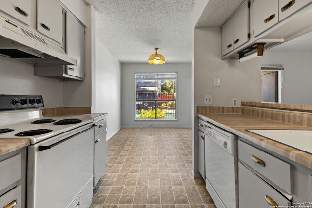 3843 Barrington St Apt 163P, San Antonio, TX 78217