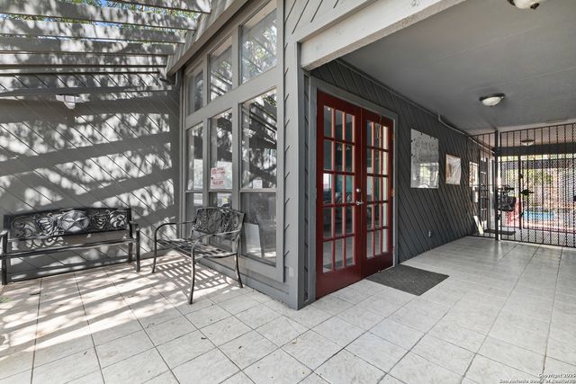 3843 Barrington St Apt 163P, San Antonio, TX 78217