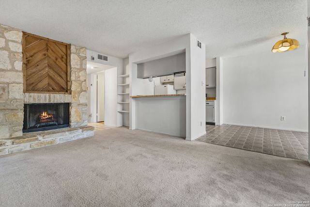 3843 Barrington St Apt 163P, San Antonio, TX 78217