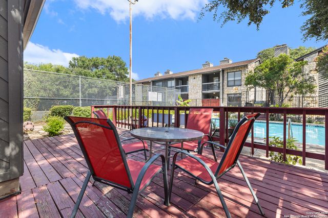 3843 Barrington St Apt 163P, San Antonio, TX 78217