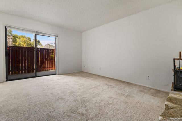 3843 Barrington St Apt 163P, San Antonio, TX 78217