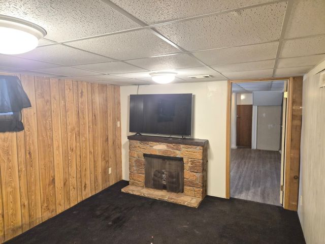 810 CAMLIN Avenue, Rockford, IL 61103