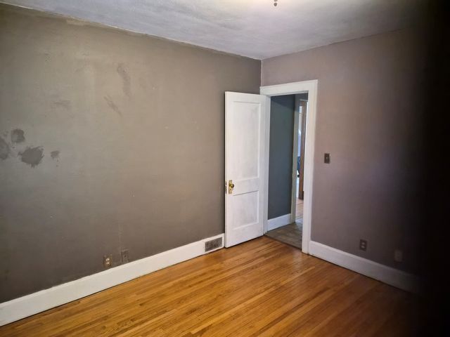 810 CAMLIN Avenue, Rockford, IL 61103