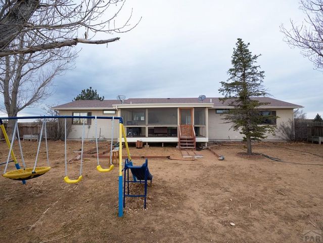 486 E Earl Dr, Pueblo West, CO 81007