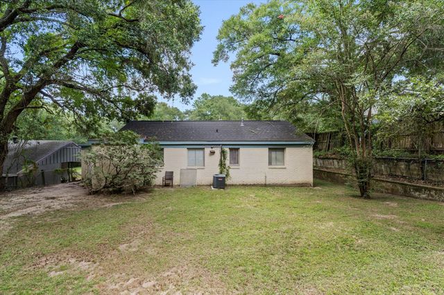 458 Yevonne Curv, Mobile, AL 36609