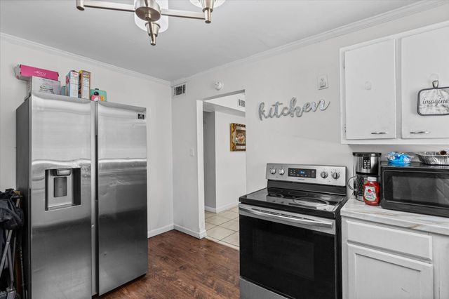 458 Yevonne Curv, Mobile, AL 36609