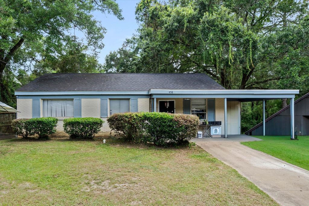 458 Yevonne Curv, Mobile, AL 36609