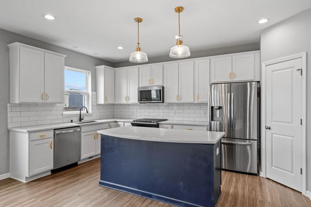 11791 Upper 31st Street N, Lake Elmo, MN 55042