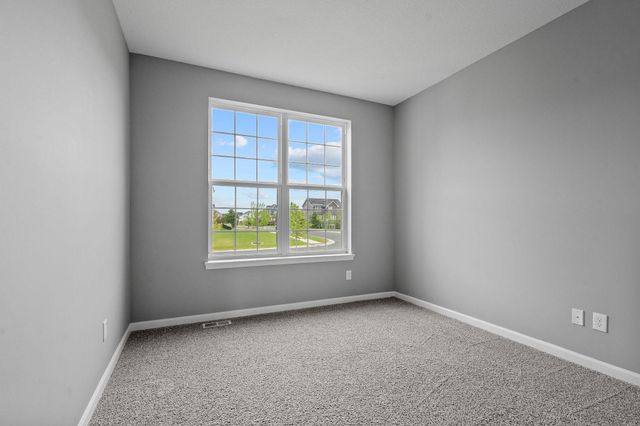 11791 Upper 31st Street N, Lake Elmo, MN 55042