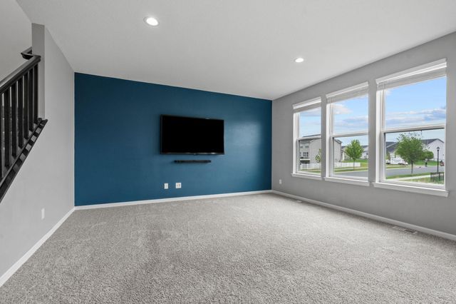 11791 Upper 31st Street N, Lake Elmo, MN 55042