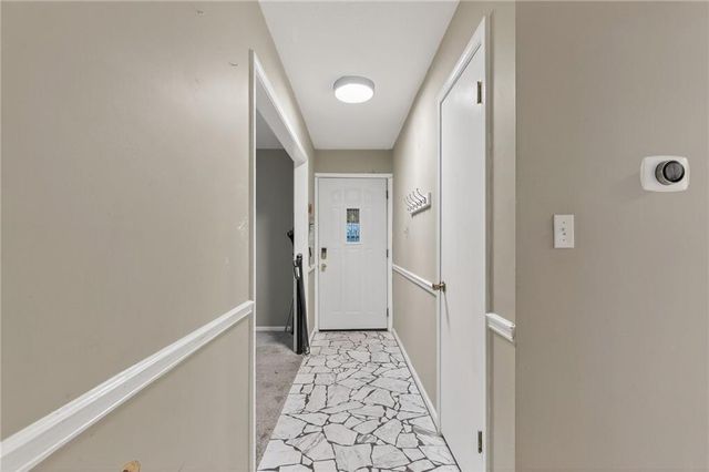 6761 N Woodland Avenue, Kansas City, MO 64118