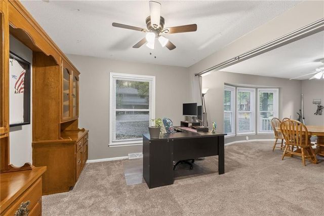 6761 N Woodland Avenue, Kansas City, MO 64118