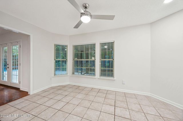 2010 MARYE BRANT Loop S, Neptune Beach, FL 32266