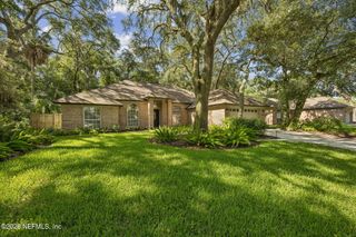 2010 MARYE BRANT Loop S, Neptune Beach, FL 32266