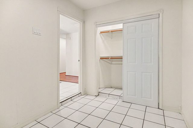 2909 Forest Hills Drive, League City, TX 77573