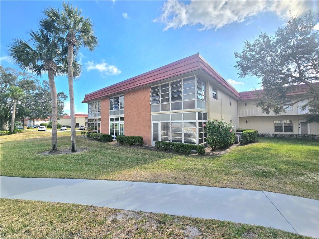 89 Crooked Tree Lane 103, Vero Beach, FL 32962