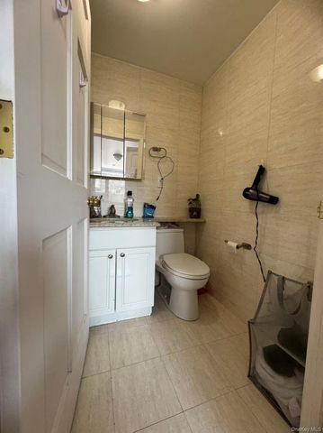 14326 41ST Avenue 7B, Flushing, NY 11355