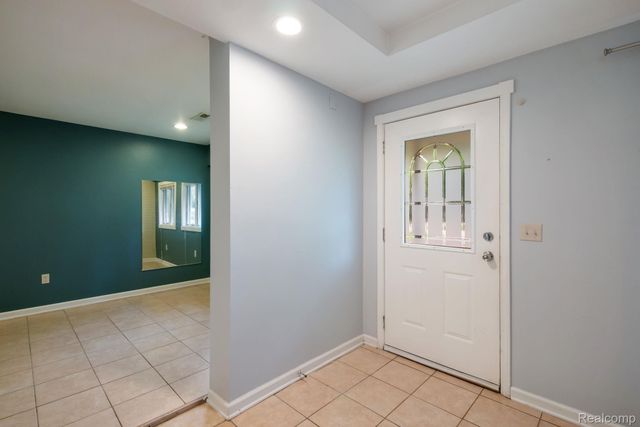 2495 Walce Drive, West Bloomfield Charter Township, MI 48324