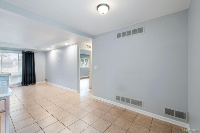 2495 Walce Drive, West Bloomfield Charter Township, MI 48324