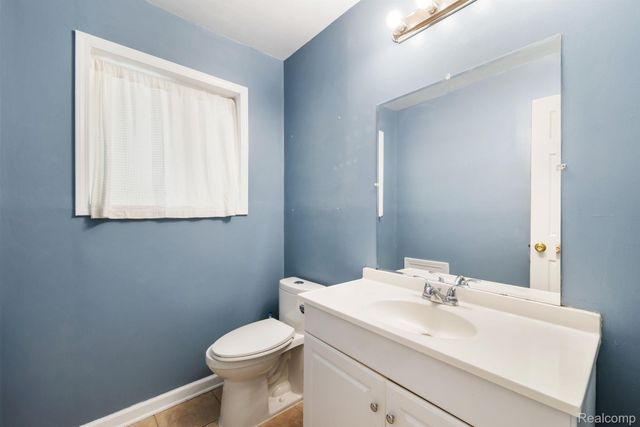 2495 Walce Drive, West Bloomfield Charter Township, MI 48324