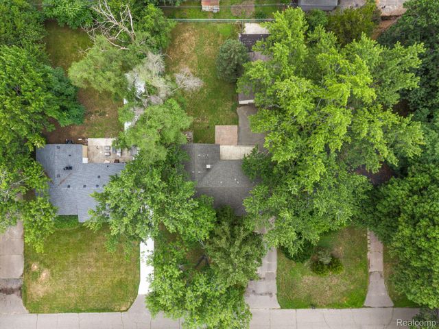 2495 Walce Drive, West Bloomfield Charter Township, MI 48324