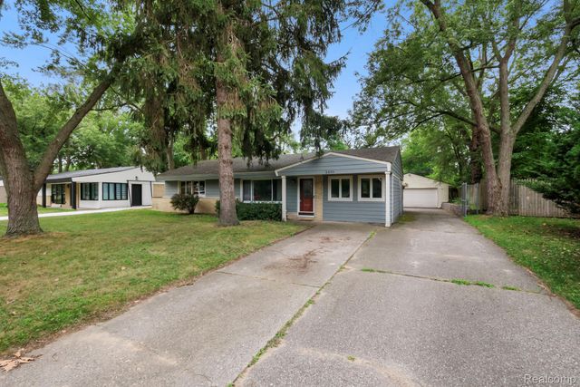 2495 Walce Drive, West Bloomfield Charter Township, MI 48324
