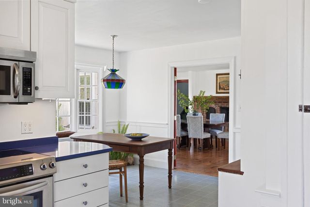 10 NANCY LN, Phoenixville, PA 19460