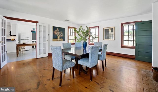 10 NANCY LN, Phoenixville, PA 19460