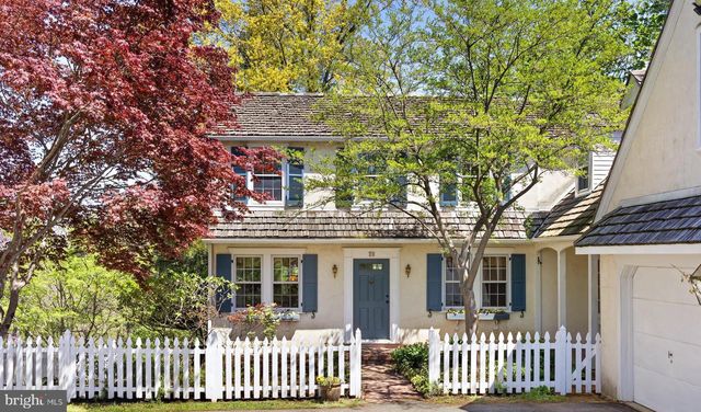 10 NANCY LN, Phoenixville, PA 19460