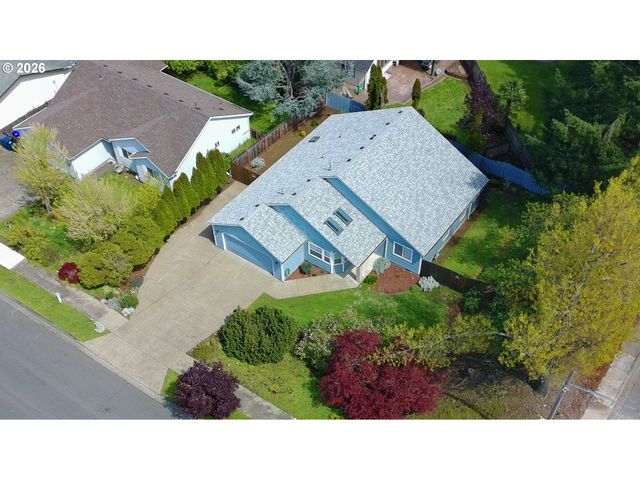 149 73RD St, Springfield, OR 97478