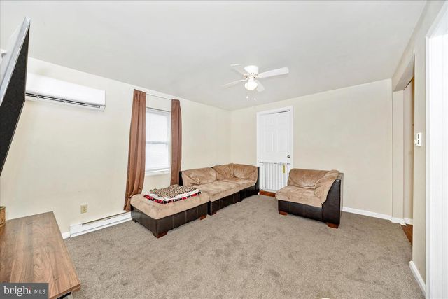 241 N FRANKLIN STREET, Chambersburg, PA 17201