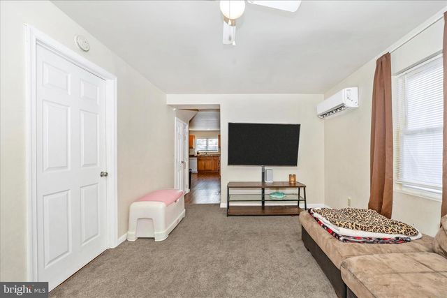 241 N FRANKLIN STREET, Chambersburg, PA 17201