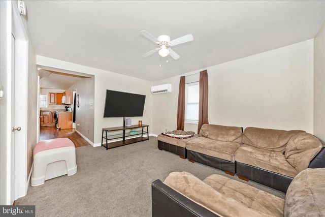 241 N FRANKLIN STREET, Chambersburg, PA 17201