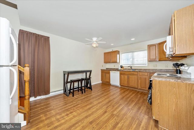 241 N FRANKLIN STREET, Chambersburg, PA 17201