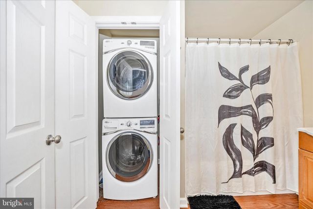 241 N FRANKLIN STREET, Chambersburg, PA 17201