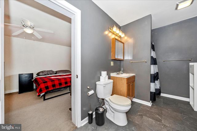 241 N FRANKLIN STREET, Chambersburg, PA 17201