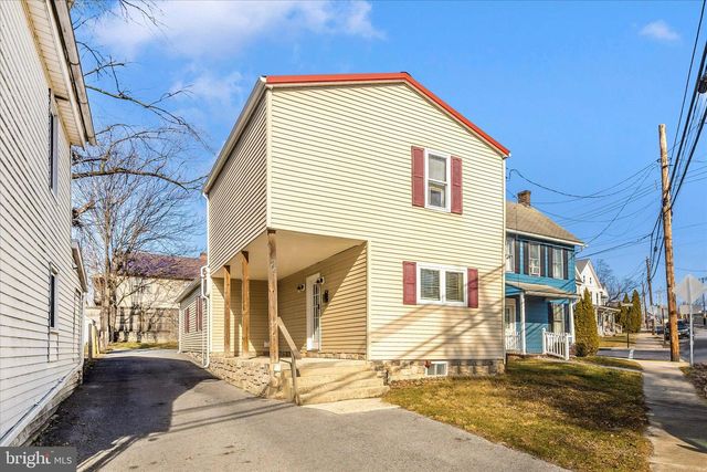 241 N FRANKLIN STREET, Chambersburg, PA 17201