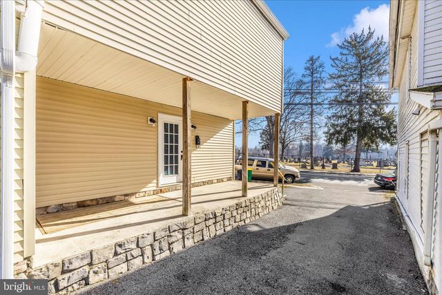 241 N FRANKLIN STREET, Chambersburg, PA 17201