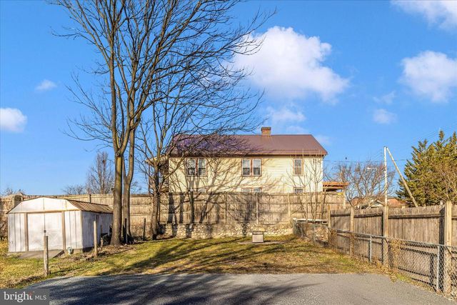 241 N FRANKLIN STREET, Chambersburg, PA 17201