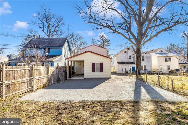 241 N FRANKLIN STREET, Chambersburg, PA 17201