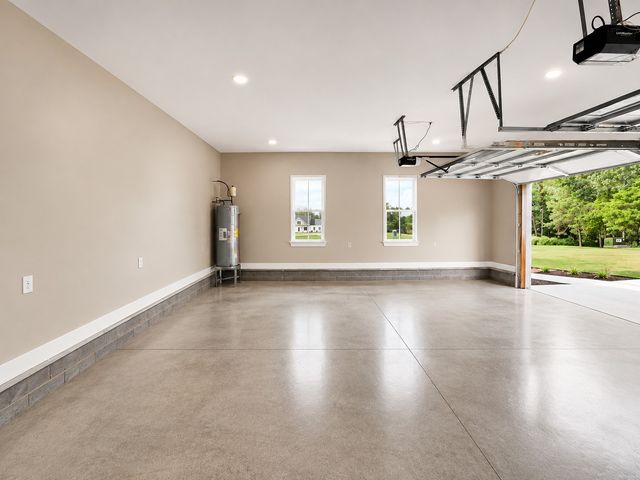 1520 Columbia Rd, Dickson, TN 37055