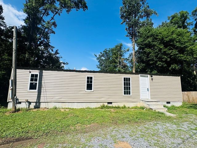 3653 Airport Road, Dalton, GA 30721