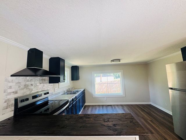 3653 Airport Road, Dalton, GA 30721