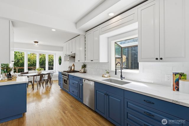 2034 Federal Avenue E, Seattle, WA 98102