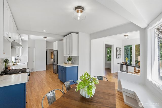 2034 Federal Avenue E, Seattle, WA 98102