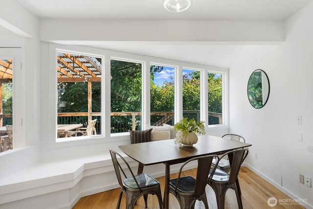 2034 Federal Avenue E, Seattle, WA 98102